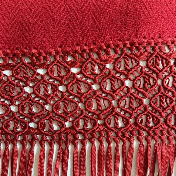 Artesanías Warmi Ajayu Alpaca Blend Red Scarf Wrap Crochet Fringe
